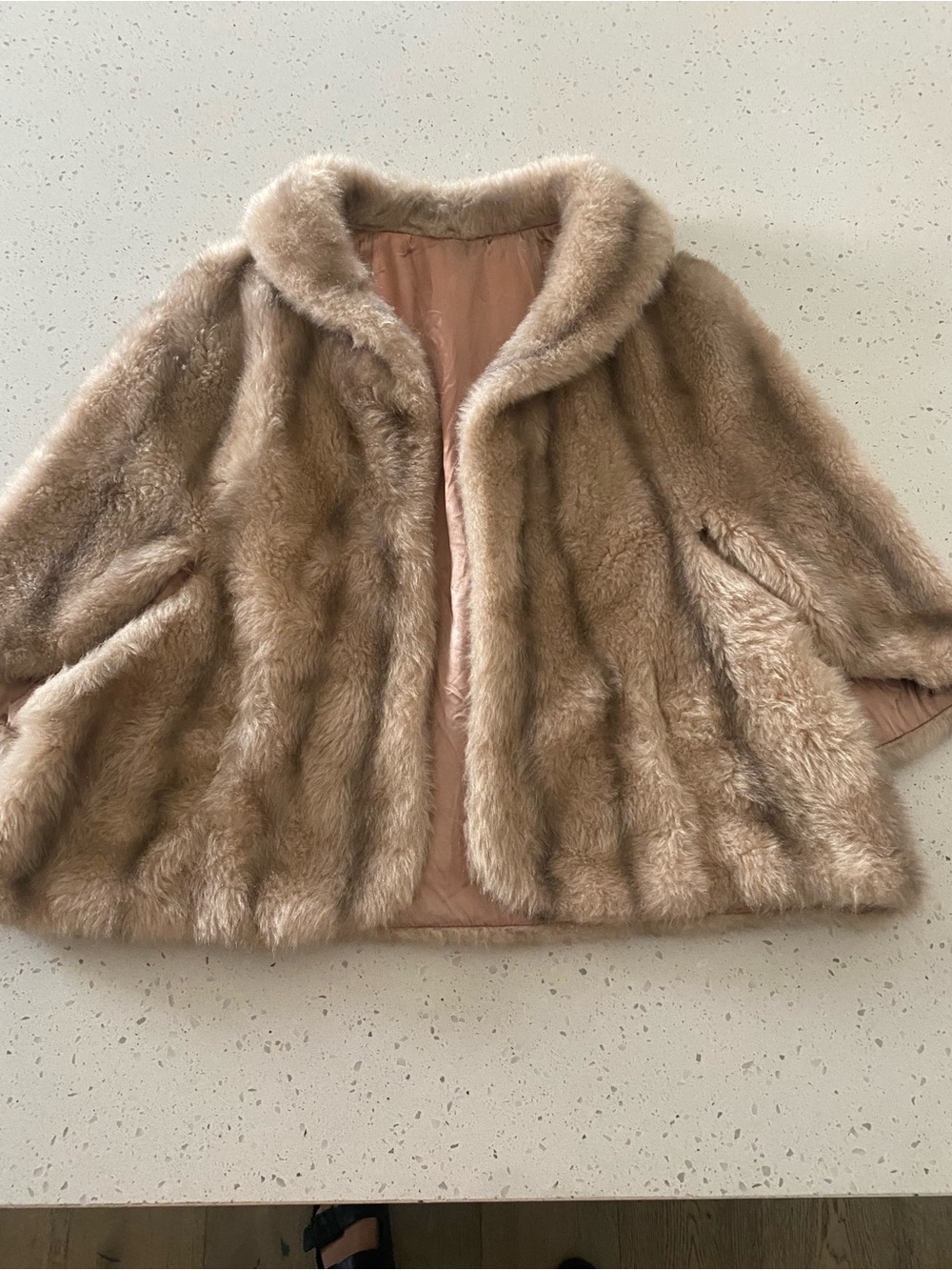 Vintage Regina Glenara Faux Fur Cape